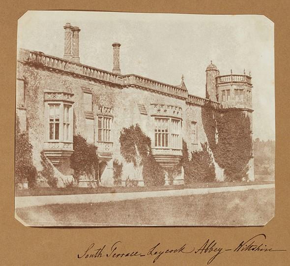 Kolekcja fotografii Williama Henry'ego Foxa Talbota, jedna z pierwszych na świecie, kosztuje prawie 2 mln USD
