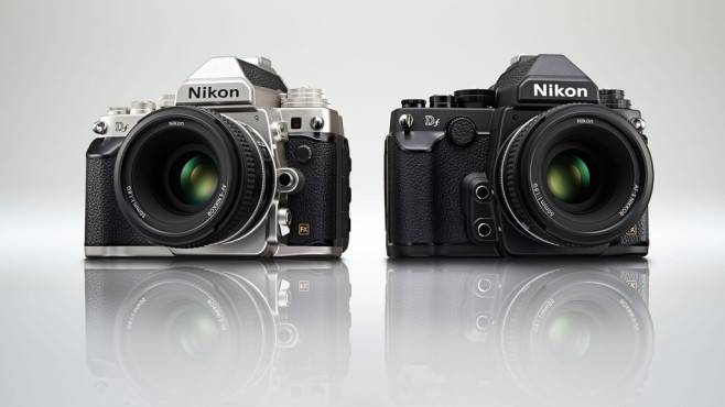Nikon Df: zupełnie nowa lustrzanka w stylu lat 80.