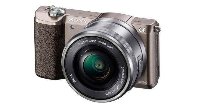 Sony A5100: mały aparat systemowy z matrycą APS-C i WLAN